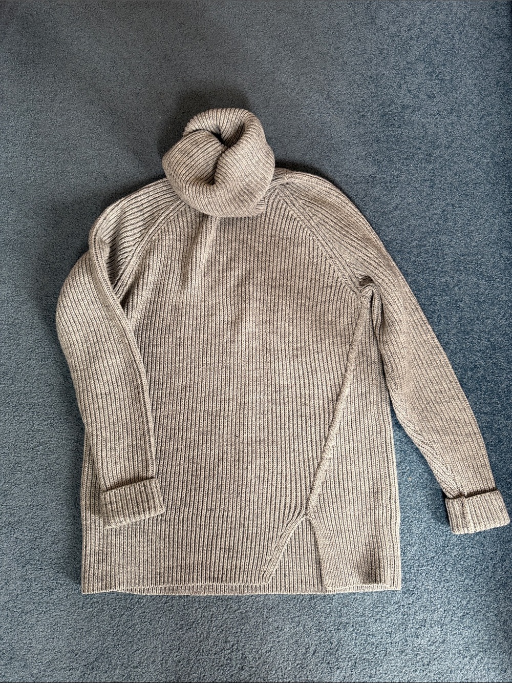 H&M Ribbed Turtleneck Sweater in Light Gray